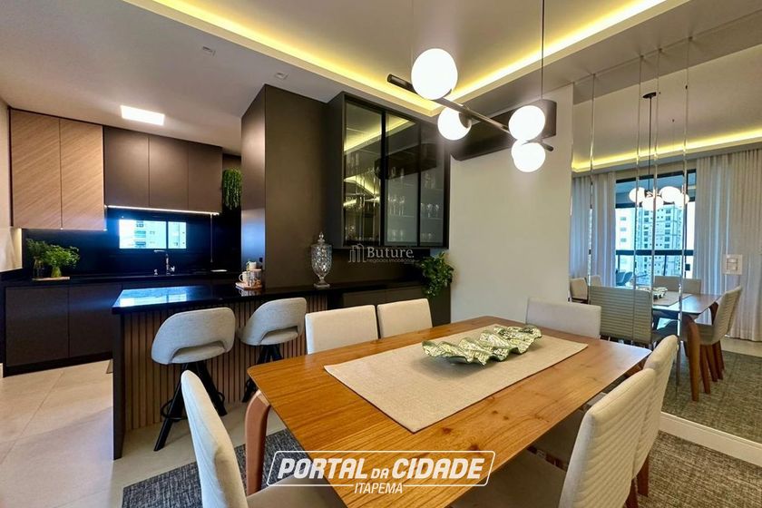 Apartamento &agrave; venda - 127m&sup2; - Meia Praia