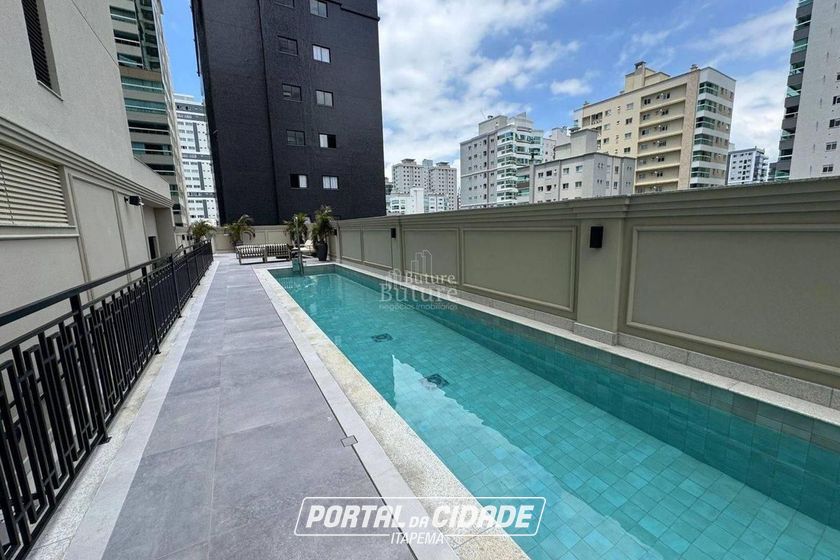 Apartamento &agrave; venda - Meia Praia