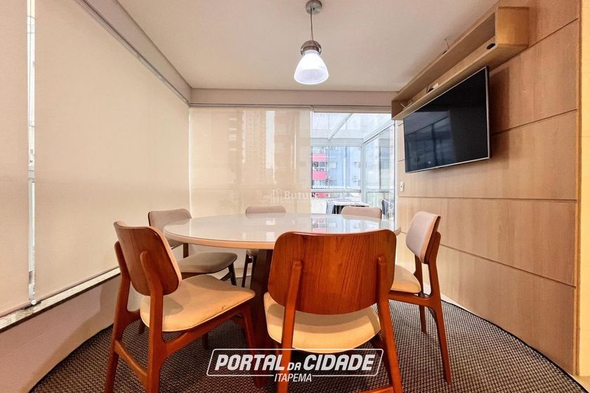 Apartamento &agrave; venda - 320m&sup2; - Meia Praia