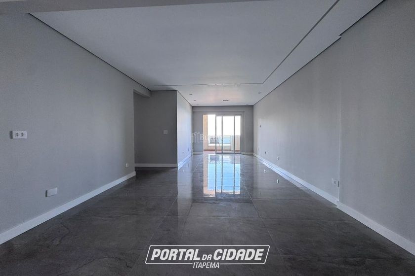 Apartamento &agrave; venda - 145m&sup2; - Barra Sul