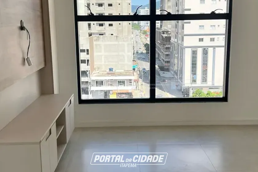 Apartamento &agrave; venda - 87m&sup2; - Meia Praia