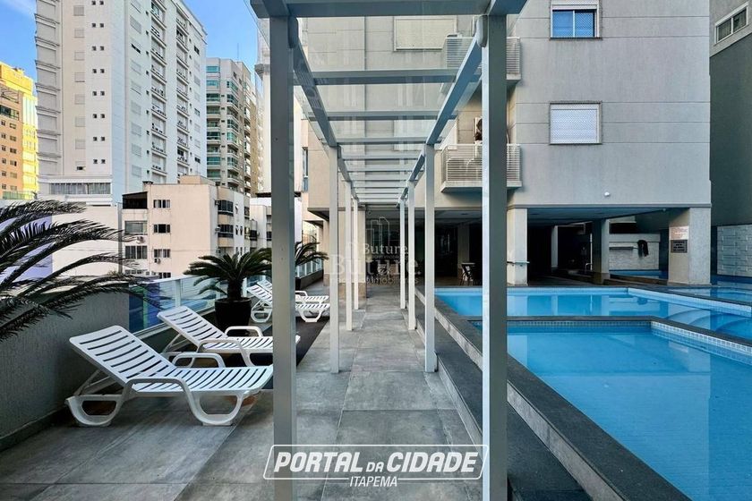 Apartamento &agrave; venda - Meia Praia