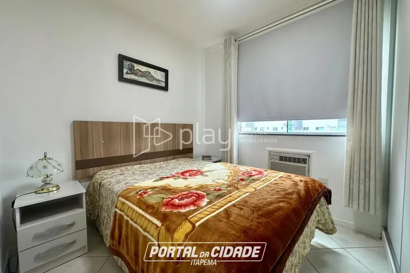 Apartamento &agrave; venda - 107m&sup2; - Meia Praia