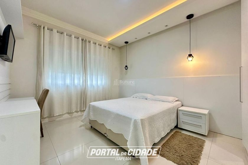 Apartamento &agrave; venda - 300m&sup2; - Meia Praia
