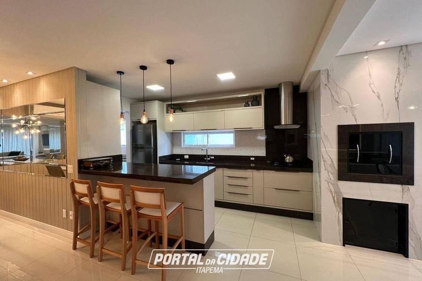 Apartamento para alugar - Meia Praia