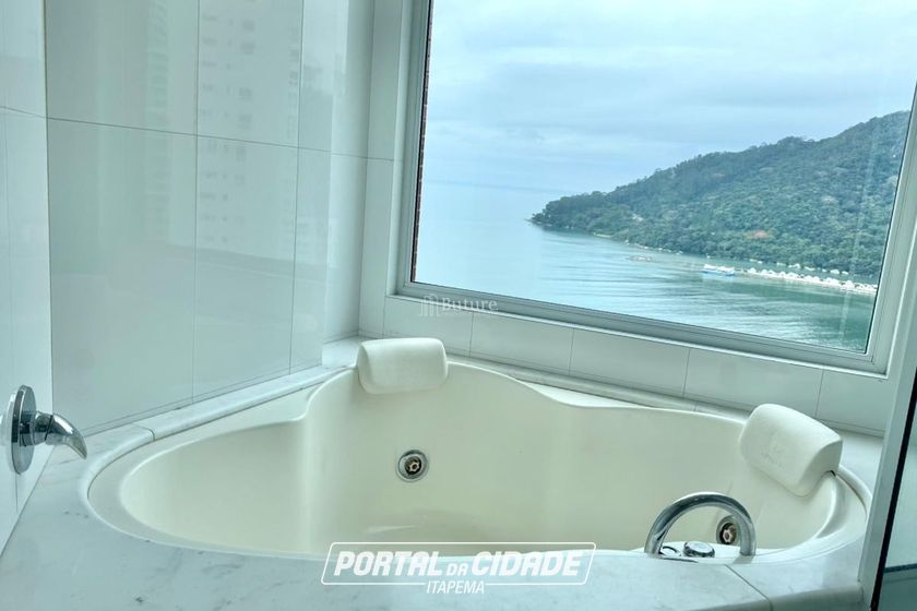 Apartamento &agrave; venda - 185m&sup2; - Barra Sul