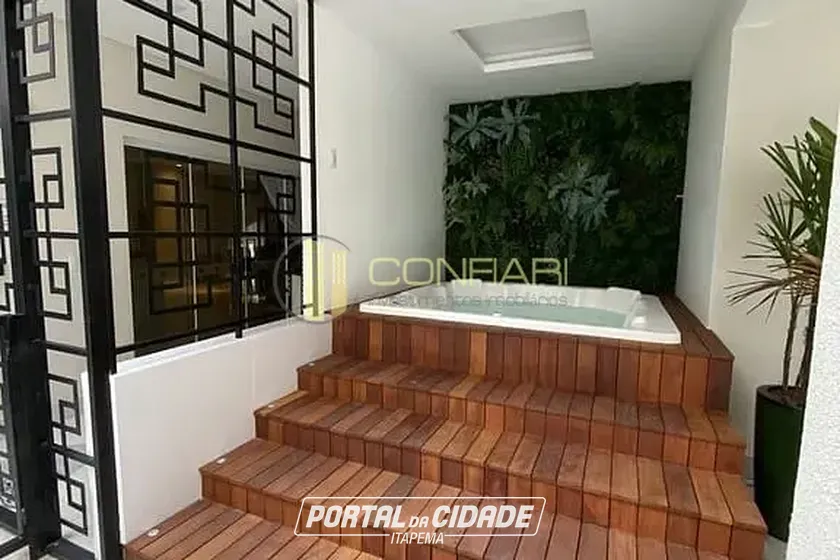 Apartamento &agrave; venda - 164m&sup2; - Meia Praia