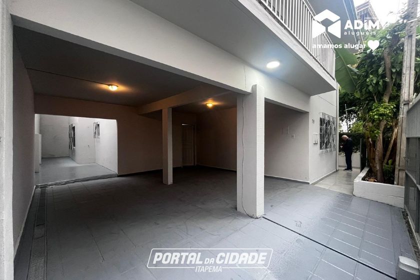 Casa para alugar - 211m&sup2; - Centro