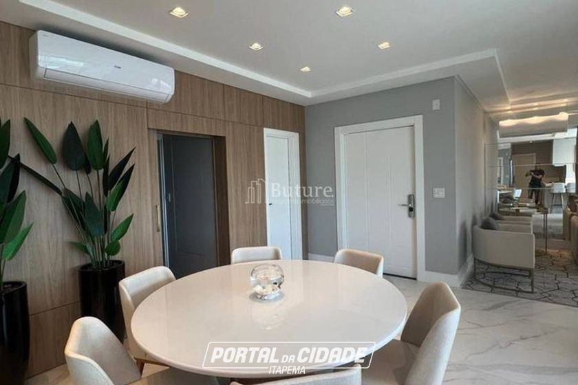 Apartamento &agrave; venda - Meia Praia