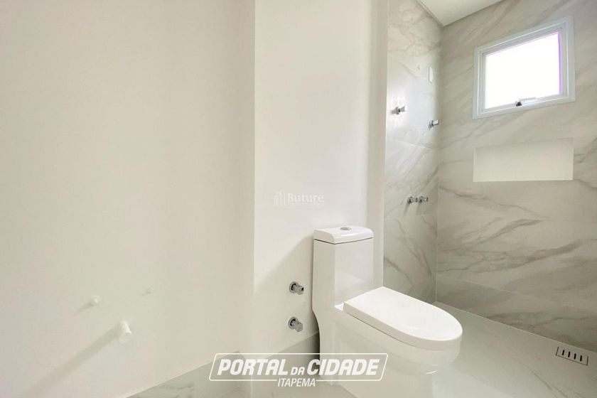 Apartamento &agrave; venda - 200m&sup2; - Centro