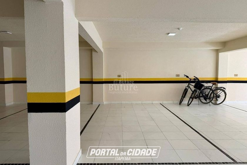 Apartamento &agrave; venda - Meia Praia