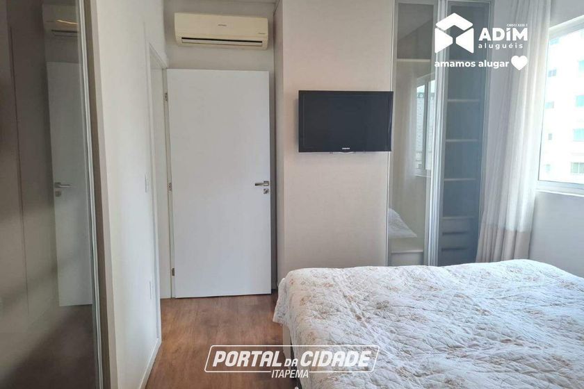 Apartamento para alugar - 128m&sup2; - Meia Praia