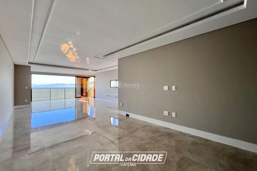 Apartamento &agrave; venda - 185m&sup2; - Centro