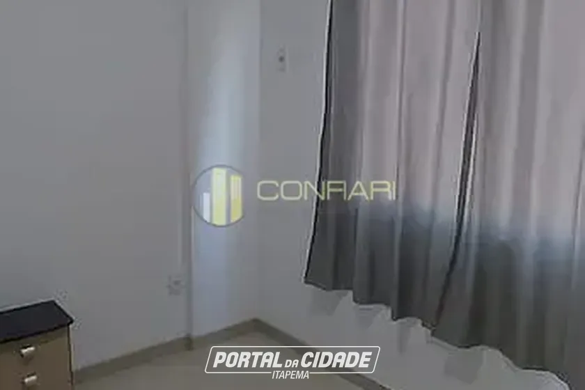 Apartamento &agrave; venda - 90m&sup2; - Meia Praia