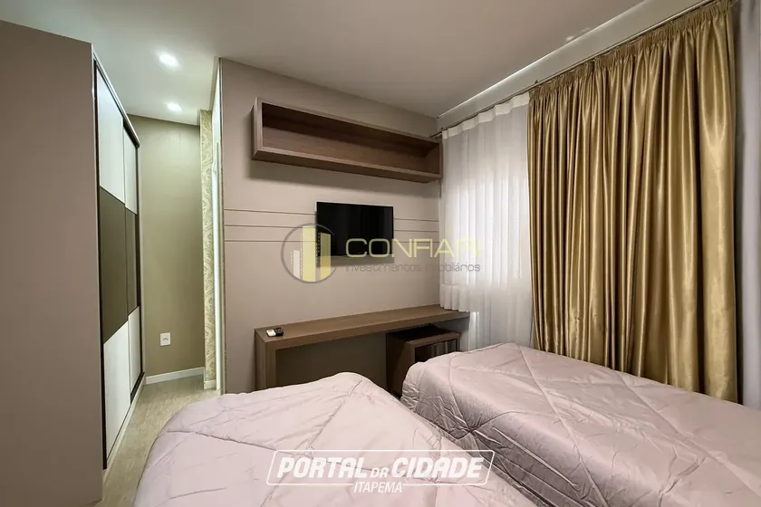 Apartamento &agrave; venda - 123m&sup2; - Meia Praia