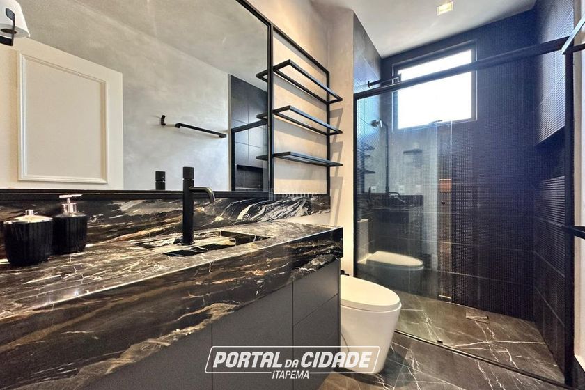 Apartamento &agrave; venda - 138m&sup2; - Centro