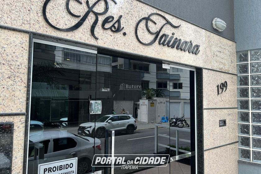 Apartamento &agrave; venda - 139m&sup2; - Meia Praia