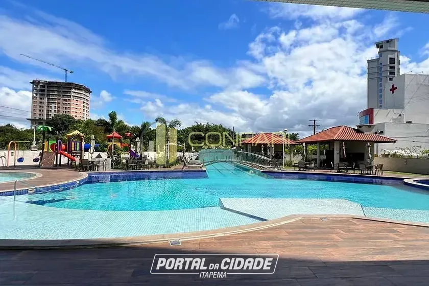 Apartamento &agrave; venda - 117m&sup2; - meia praia