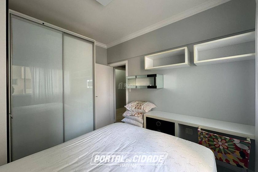 Apartamento &agrave; venda - Meia Praia