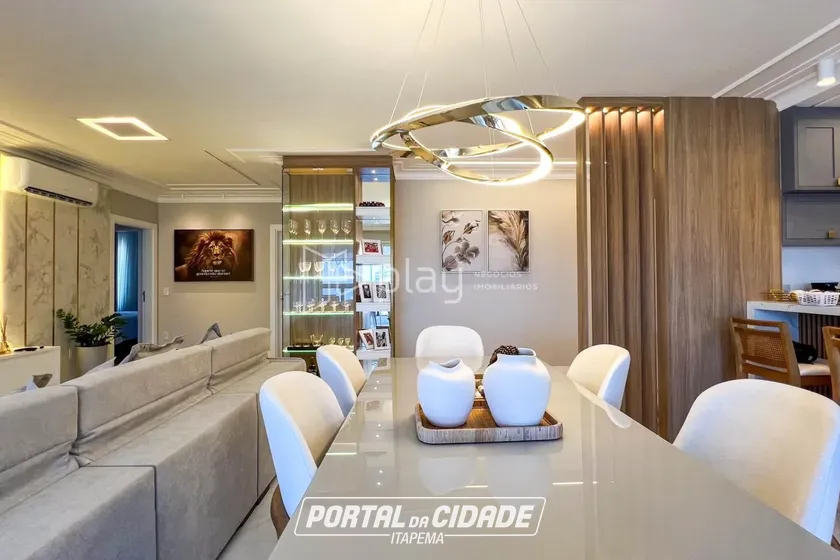 Apartamento &agrave; venda - 180m&sup2; - Meia Praia