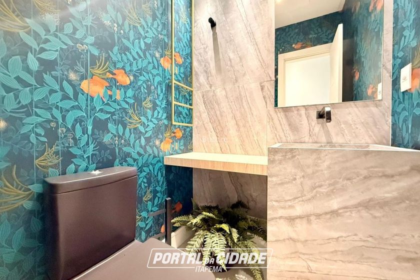 Apartamento &agrave; venda - 200m&sup2; - Meia Praia
