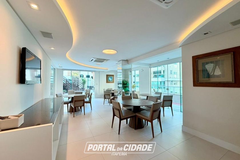 Apartamento &agrave; venda - 138m&sup2; - Centro