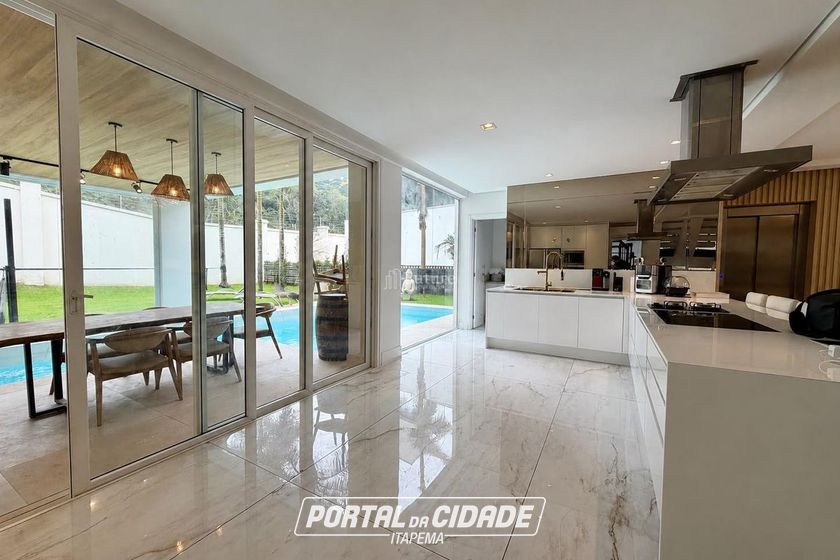 Casa &agrave; venda - 1200m&sup2; - Praia Brava