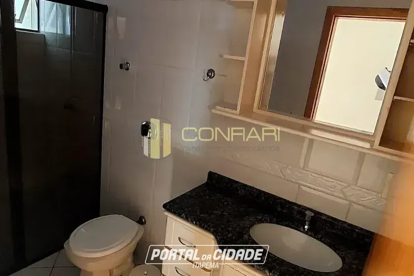 Apartamento para alugar - 163m&sup2; - meia praia