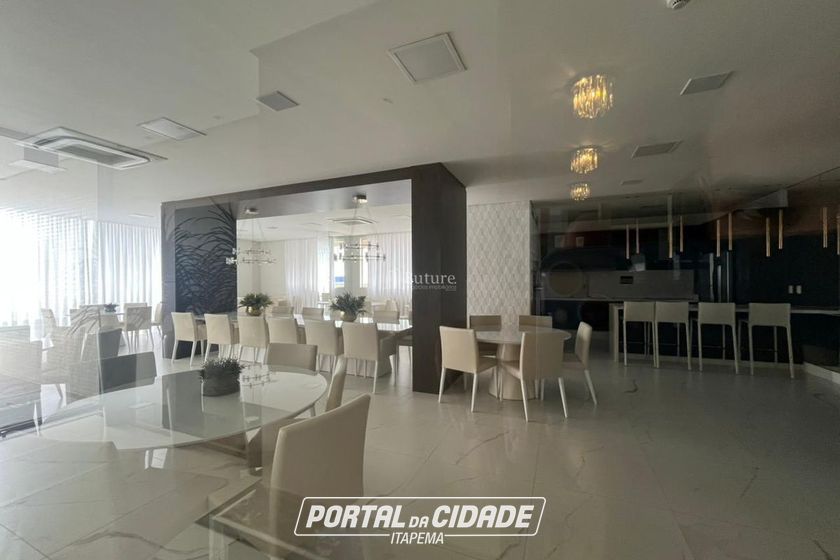 Apartamento &agrave; venda - 85m&sup2; - Meia Praia