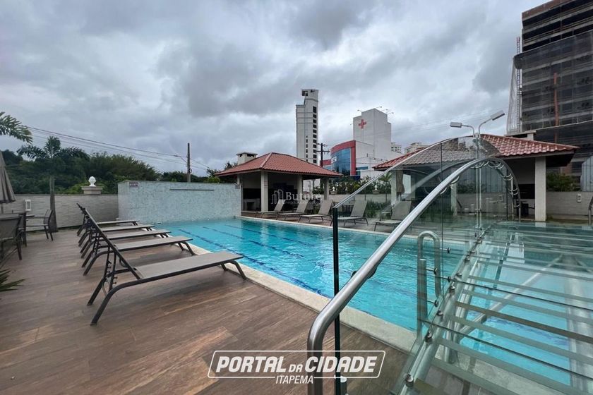 Apartamento &agrave; venda - 85m&sup2; - Meia Praia
