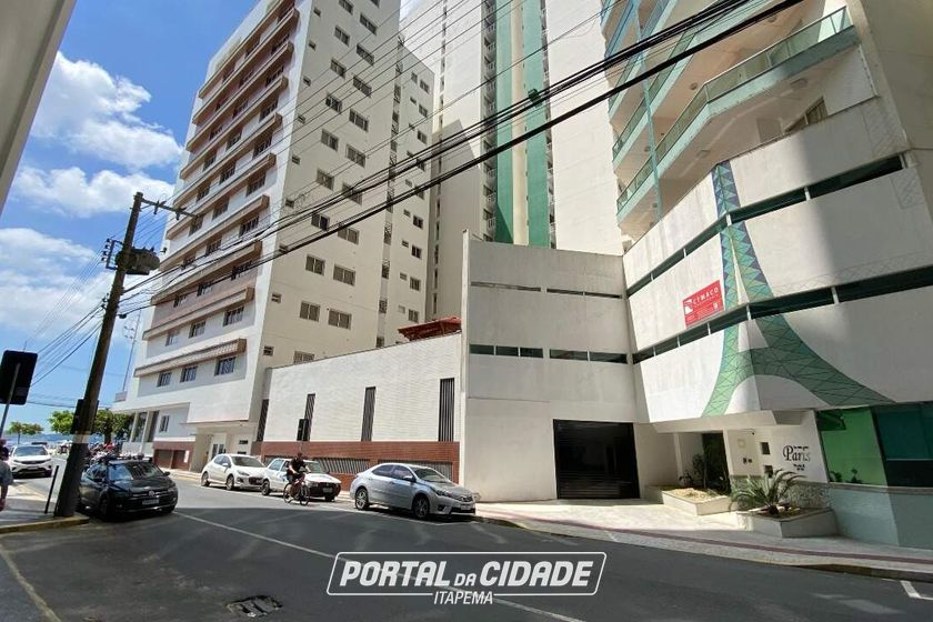 Apartamento para alugar - 111m&sup2; - Centro