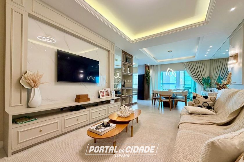 Apartamento &agrave; venda - 141m&sup2; - Meia Praia