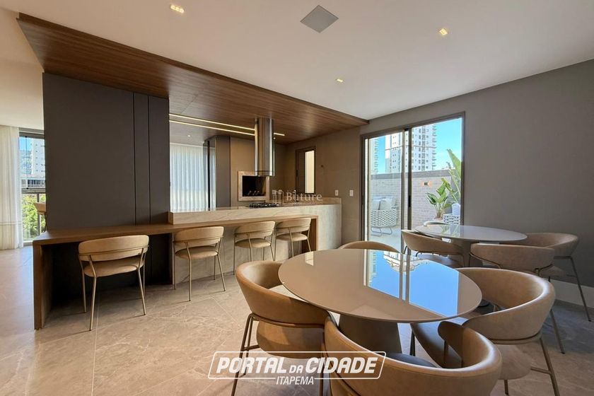Apartamento &agrave; venda - 105m&sup2; - Centro