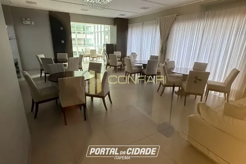 Apartamento para alugar - 182m&sup2; - Meia Praia