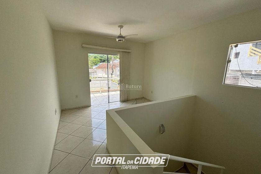 Casa &agrave; venda - 530m&sup2; - 