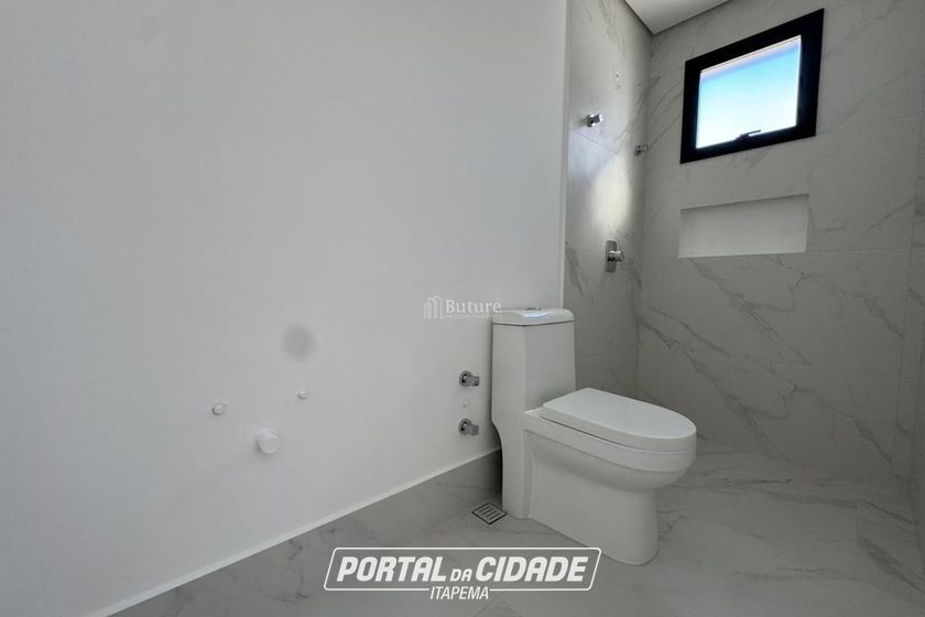 Apartamento &agrave; venda - 210m&sup2; - Centro