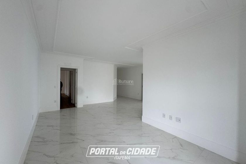 Apartamento &agrave; venda - 210m&sup2; - Centro