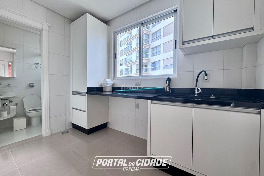 Apartamento &agrave; venda - 185m&sup2; - Barra Sul