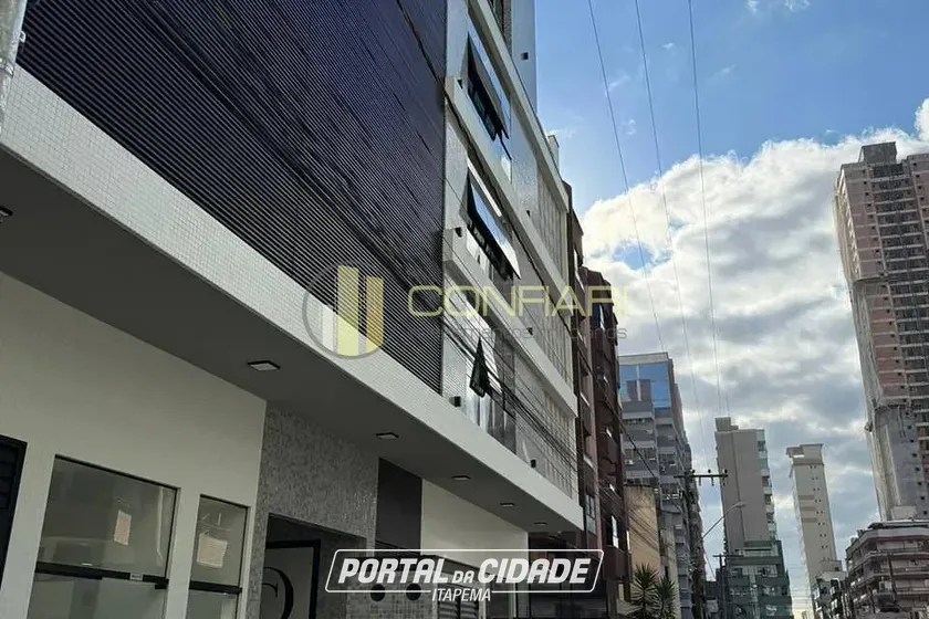 Sala Comercial para alugar - 110m&sup2; - Meia Praia