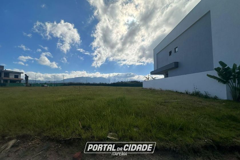 Terreno &agrave; venda - 362m&sup2; - Jardim Dourado