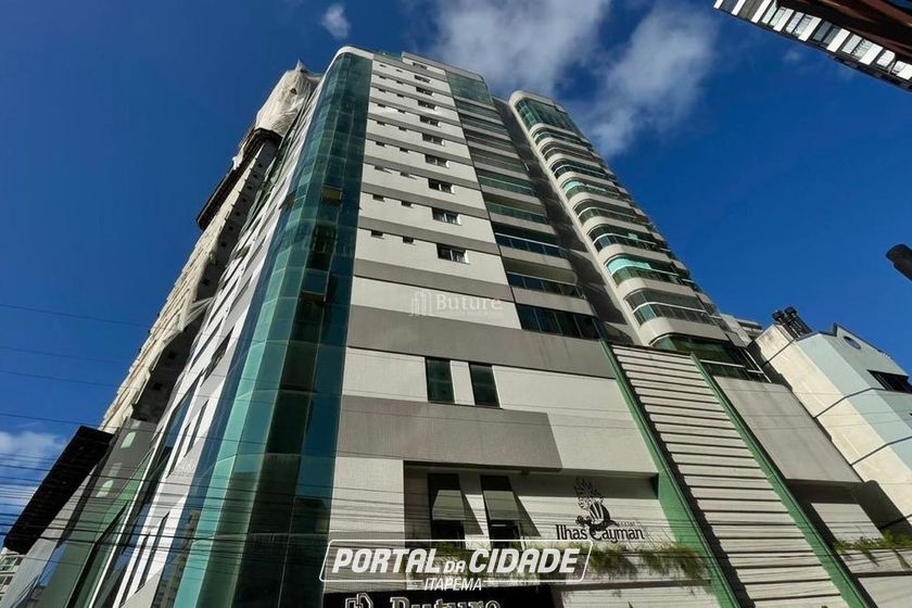 Apartamento &agrave; venda - 138m&sup2; - Centro