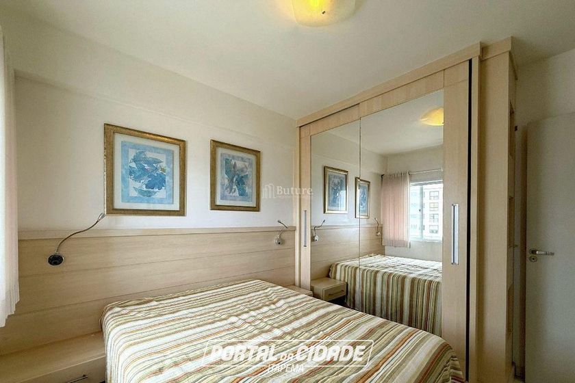 Apartamento &agrave; venda - 102m&sup2; - Centro