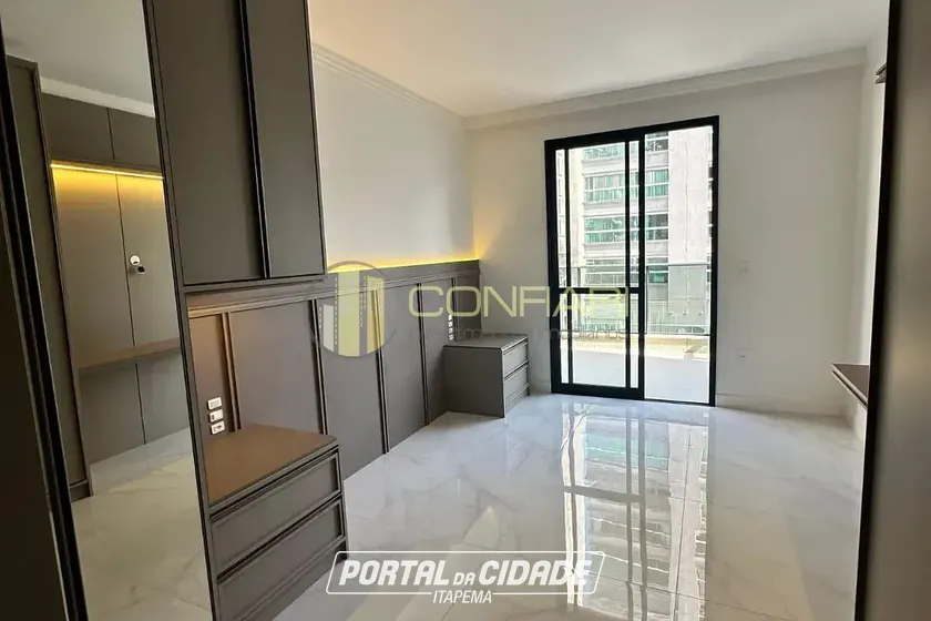 Apartamento &agrave; venda - 163m&sup2; - meia praia