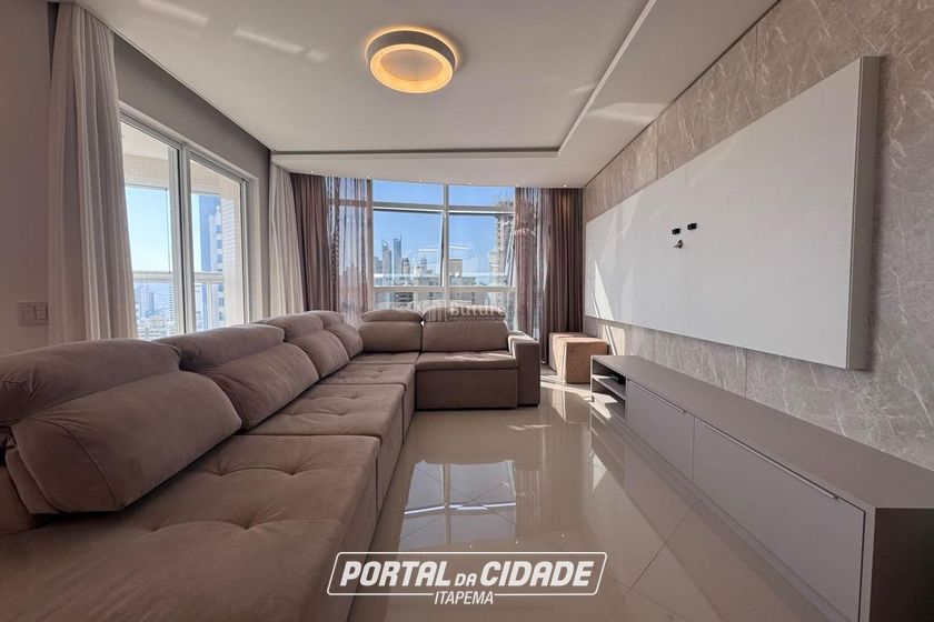 Apartamento &agrave; venda - 129m&sup2; - Centro