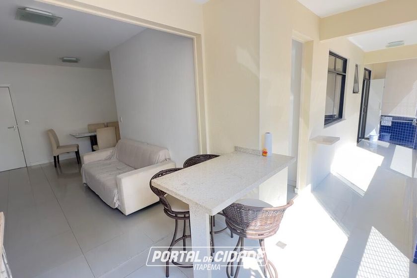 Apartamento para alugar - Meia Praia