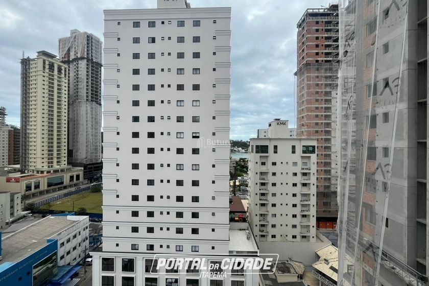 Apartamento &agrave; venda - 109m&sup2; - Centro