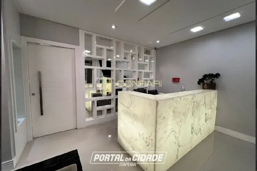 Sala Comercial para alugar - 200m&sup2; - Meia Praia