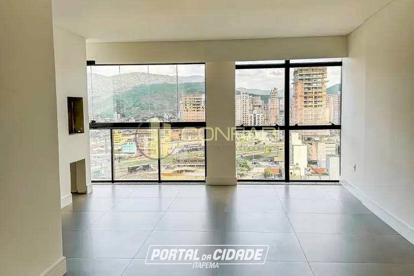 Apartamento &agrave; venda - 115m&sup2; - meia praia