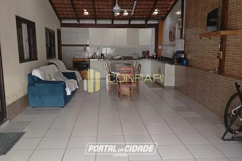 Casa &agrave; venda - 125m&sup2; - Pereque
