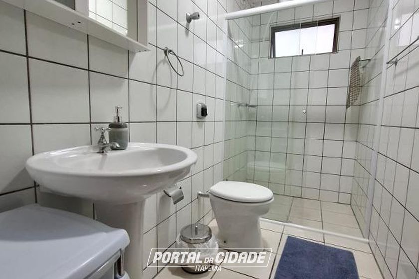 Apartamento para alugar - 193m&sup2; - Meia Praia